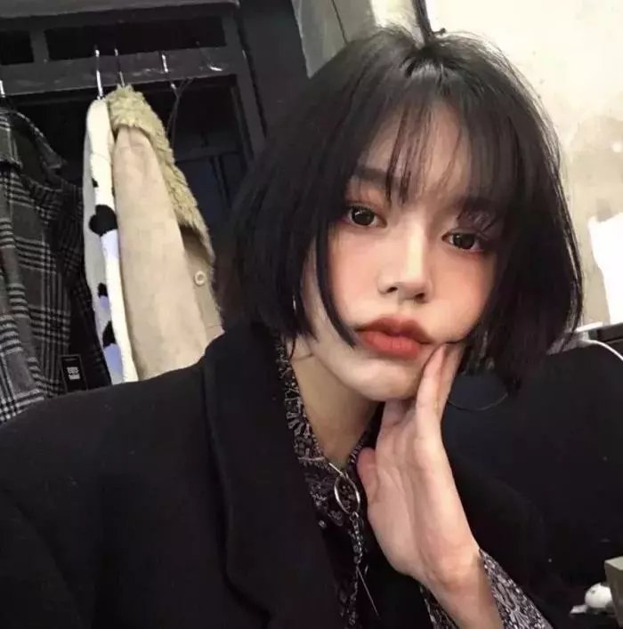沐浴中的新娘们